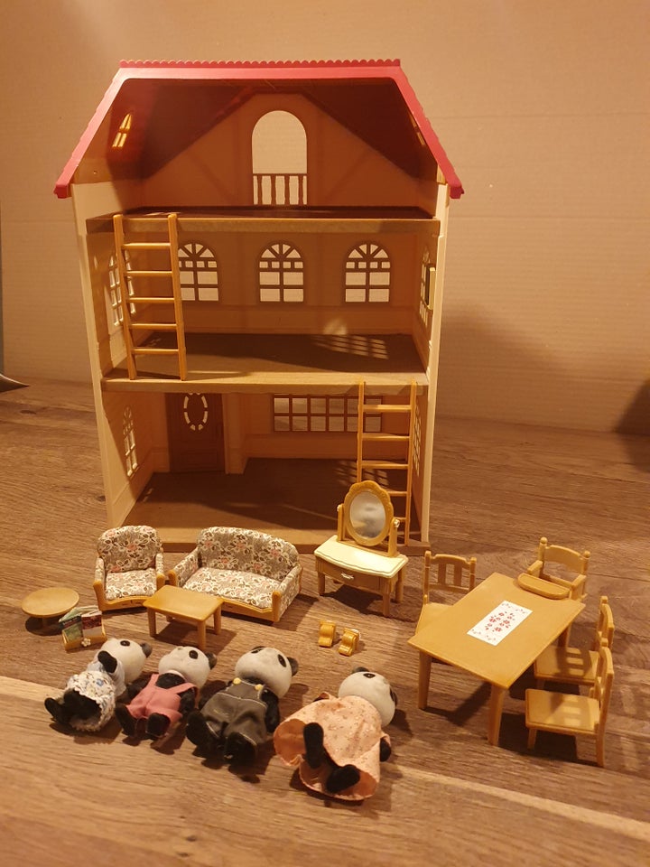 Sylvanian, Hus 3 etager, møbler og