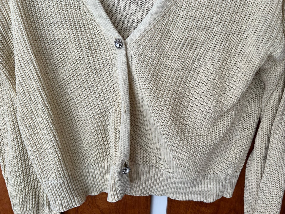 Cardigan, Finstrikket cardigan ,