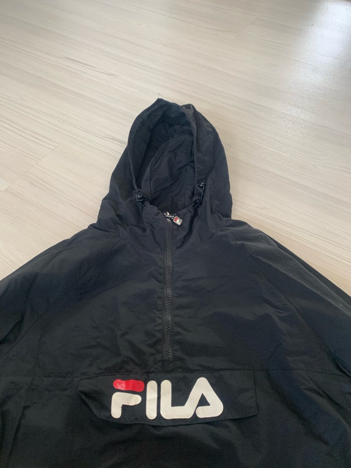 Anorak, str. 36, Fila