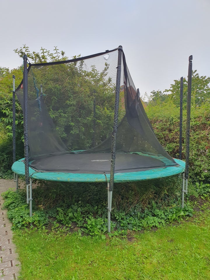 Trampolin, Berg Favorit 380