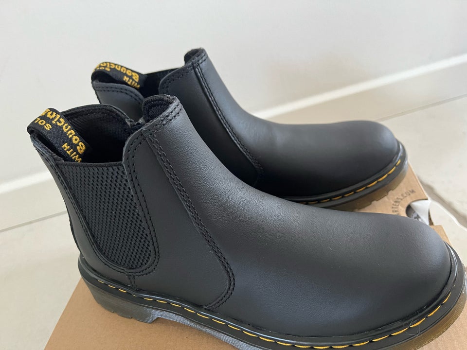 Støvletter str 33 Ny dr Martens