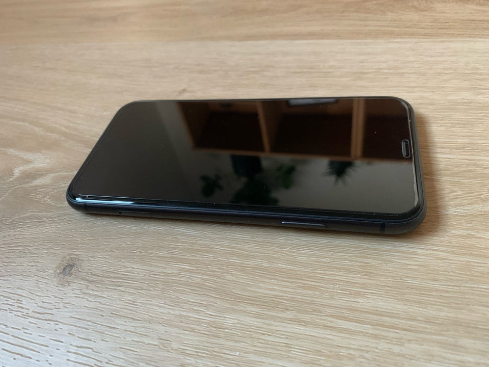 iPhone 11, 64 GB, sort