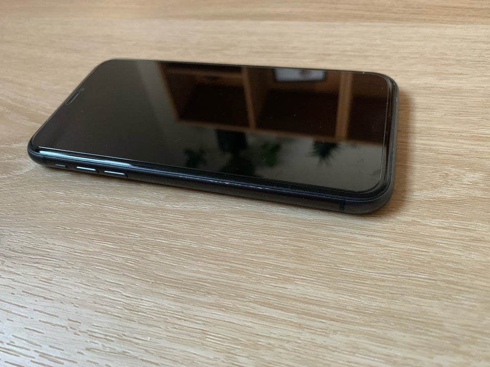 iPhone 11, 64 GB, sort