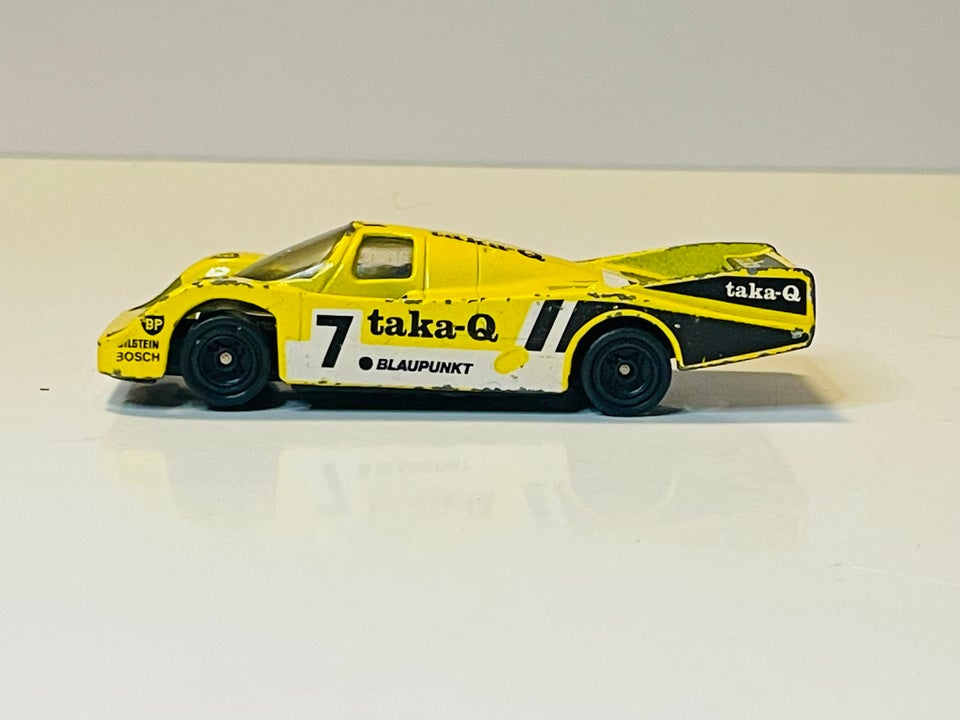 Modelbil, Corgi Toys Porsche 956,