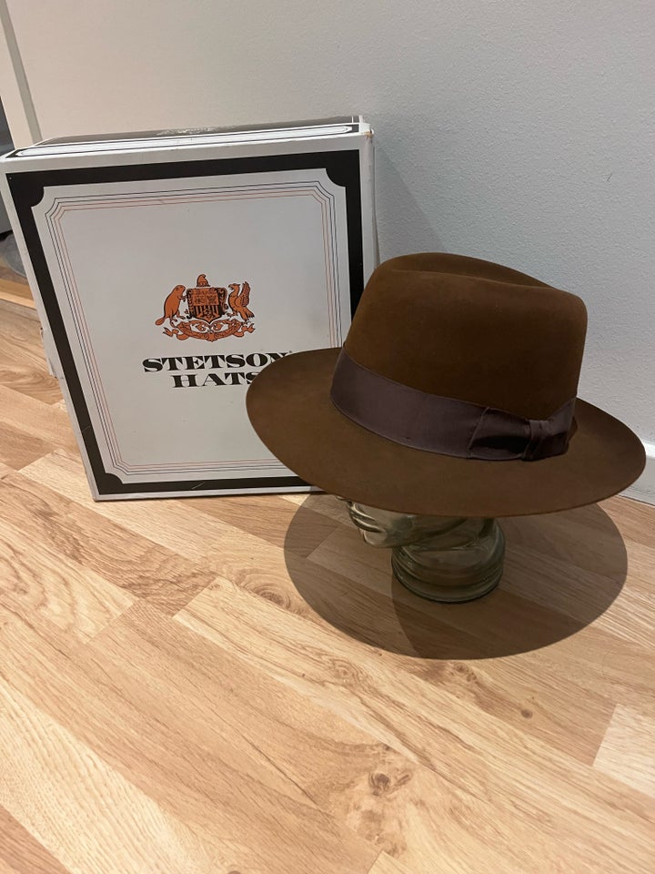 Hat, Stetson, str. 59