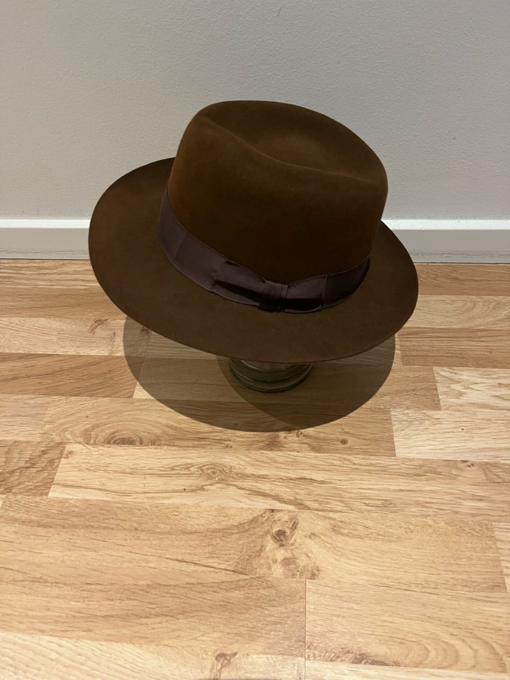 Hat, Stetson, str. 59