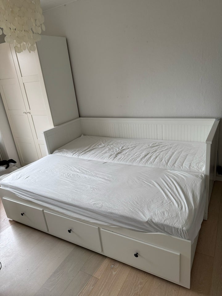 Dobbeltseng, Ikea Hemnes, b: 160 l: