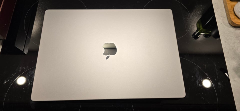 MacBook Pro, M1 Max 16" / 2021, 64 GB