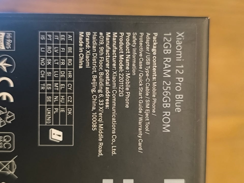 Xiaomi 12 pro 12 GB ram  Perfekt