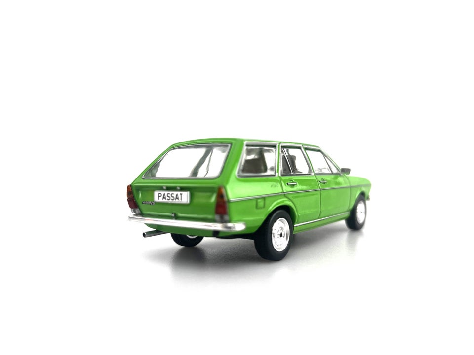 Modelbil VW Passat Variant 1975