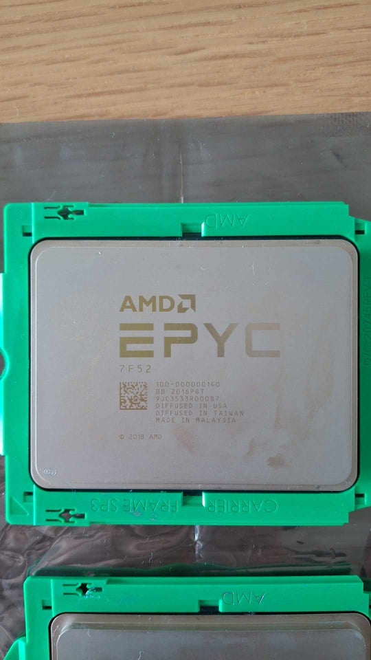 CPU, AMD EPYC, 7F52