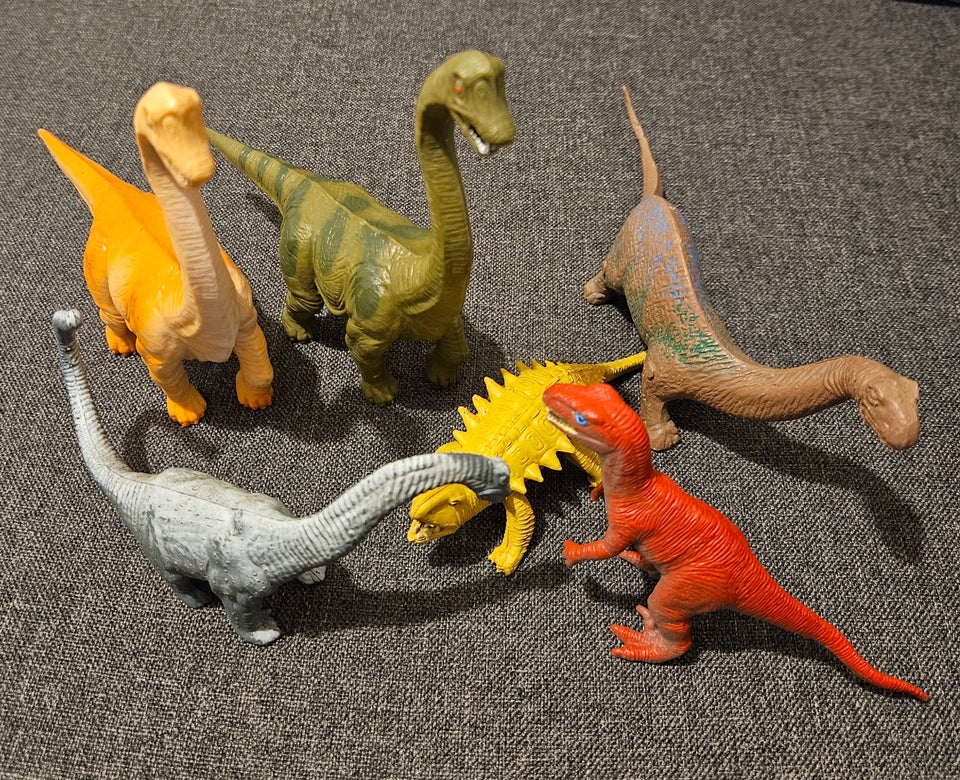 Figurer, Dinosaurer