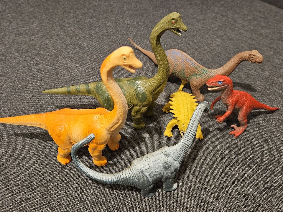 Figurer, Dinosaurer