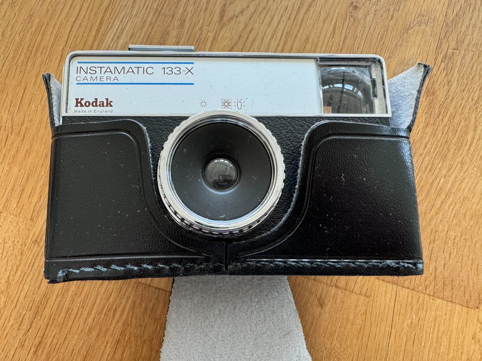 Kodak, Instamatic 133-x, God