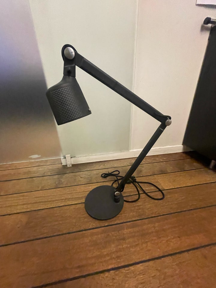 Skrivebordslampe Vipp 521