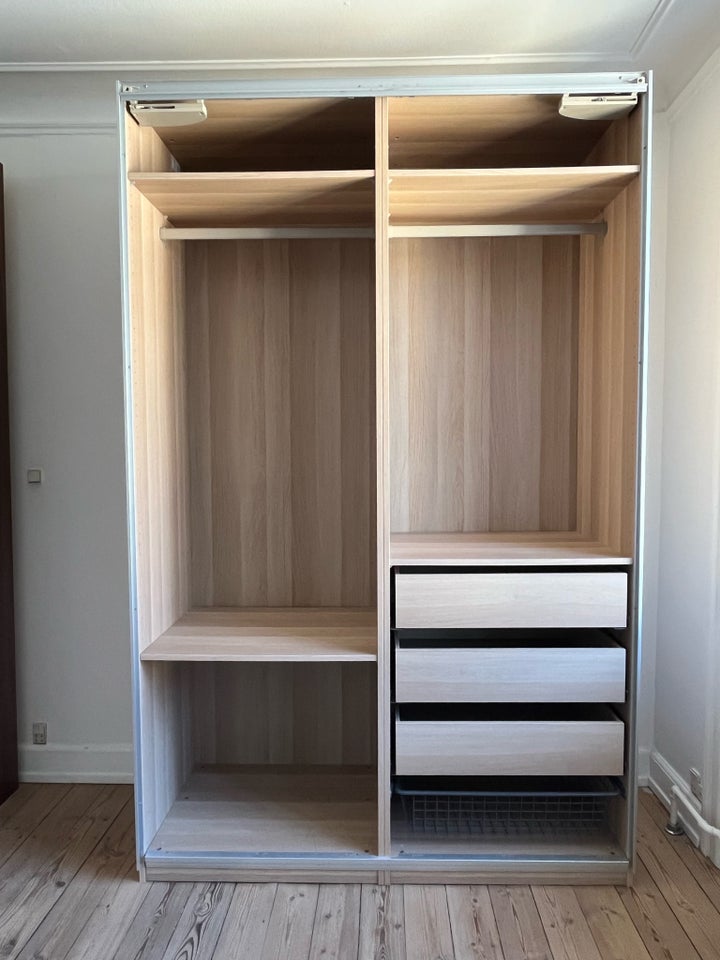 Garderobeskab IKEA b: 150 d: 58 h: