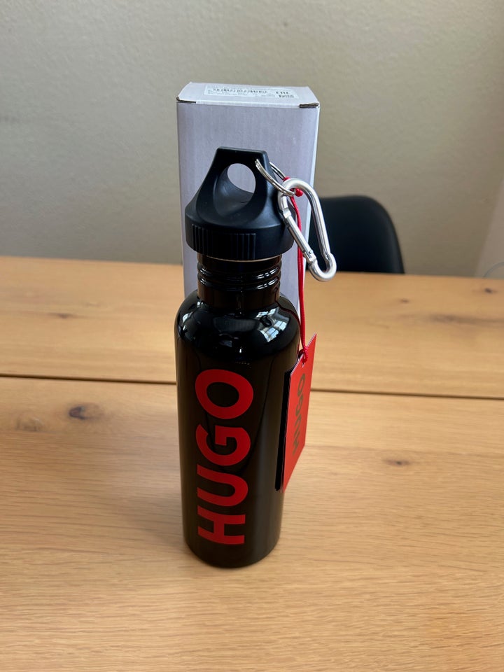 NY Hugo Boss 750 ml vandflaske HUGO