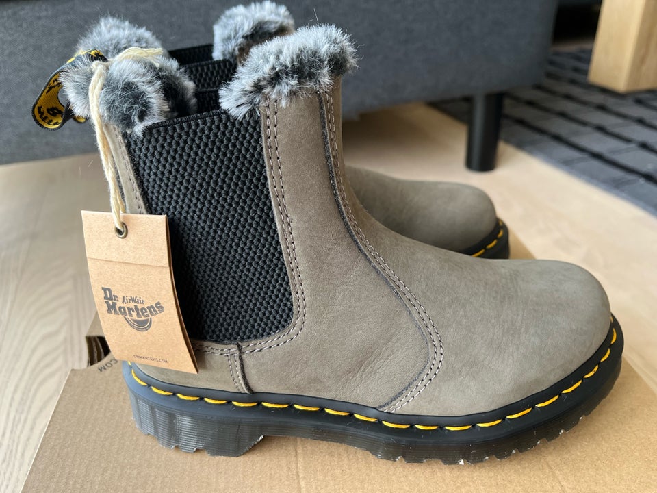 Støvletter str 36 Dr Martens