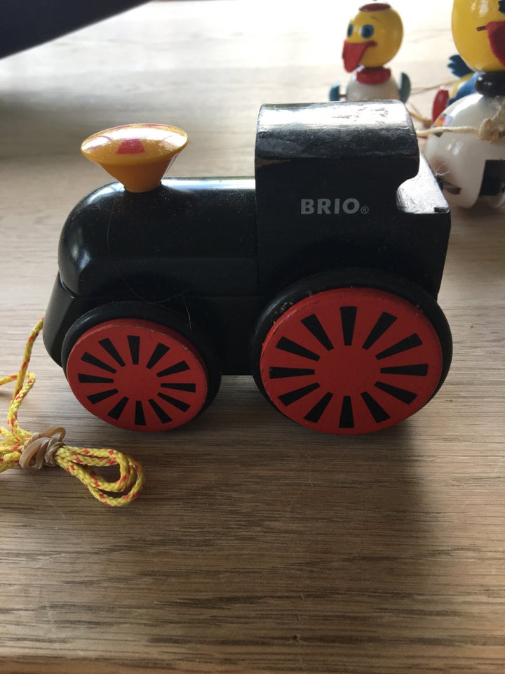 Brio tog