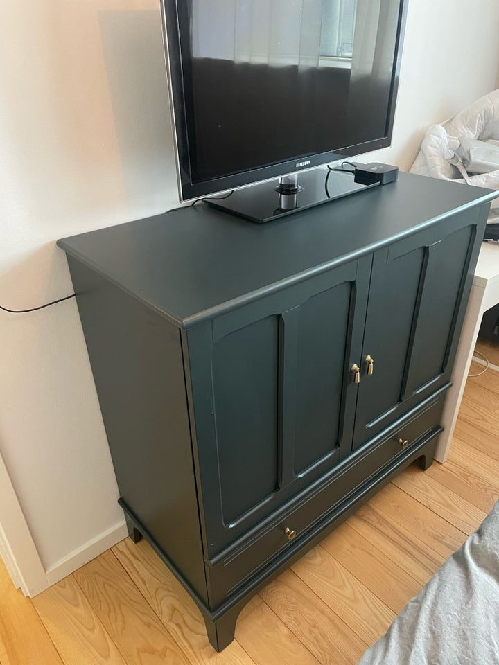 Linnedskab, Ikea, b: 102 d: 50 h: 101