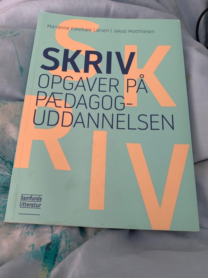 Skriv opgaver på