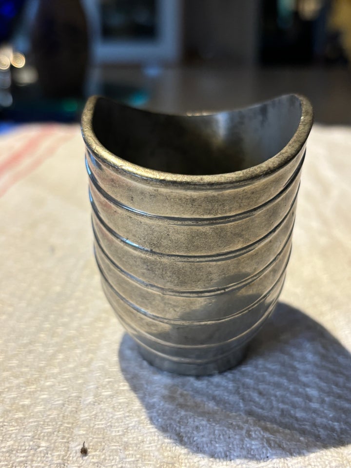 Tin, Vifteformet vase, Just