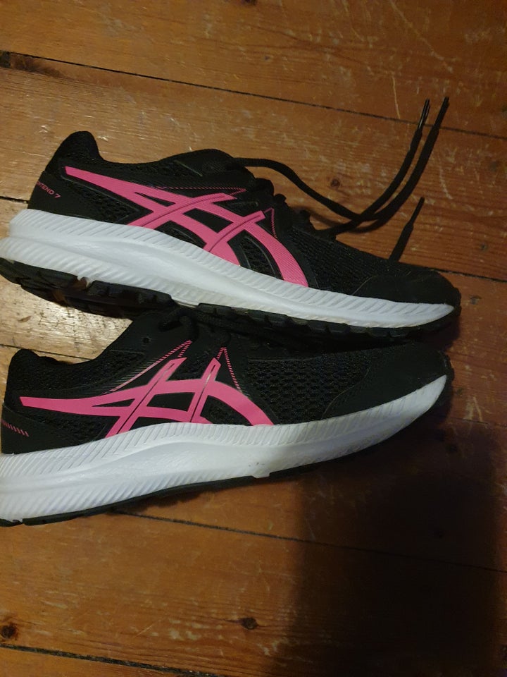 Kondisko, str. 40, Asics