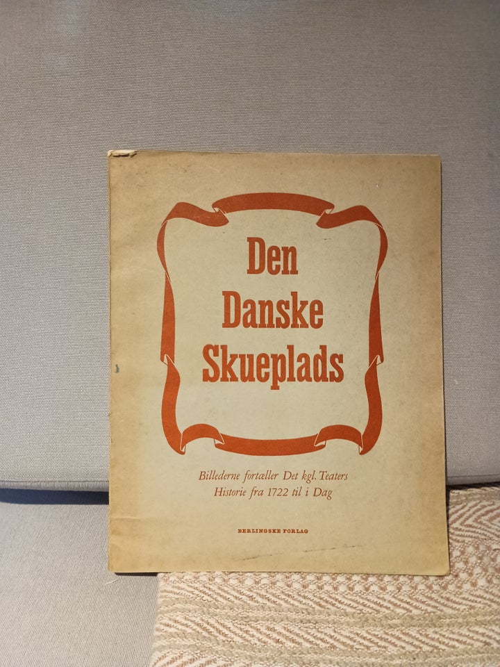 Den Danske Skueplads, Berlingske