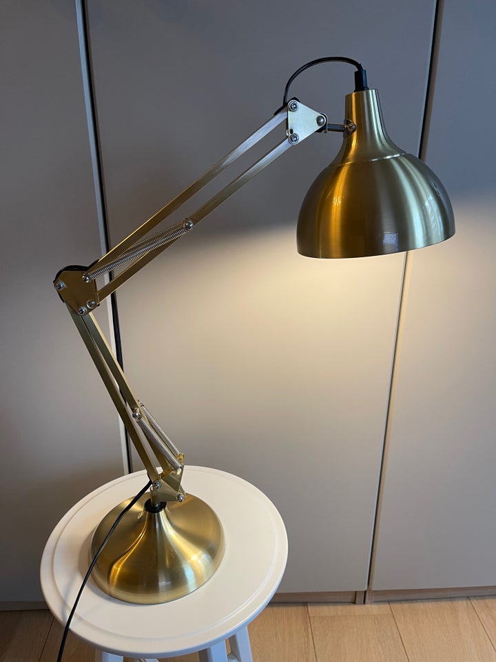 Skrivebordslampe