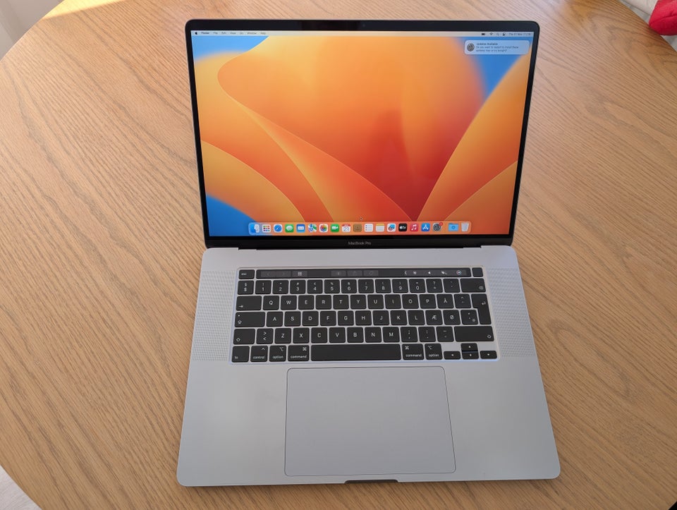 MacBook Pro, 16”, 2019 (2020)