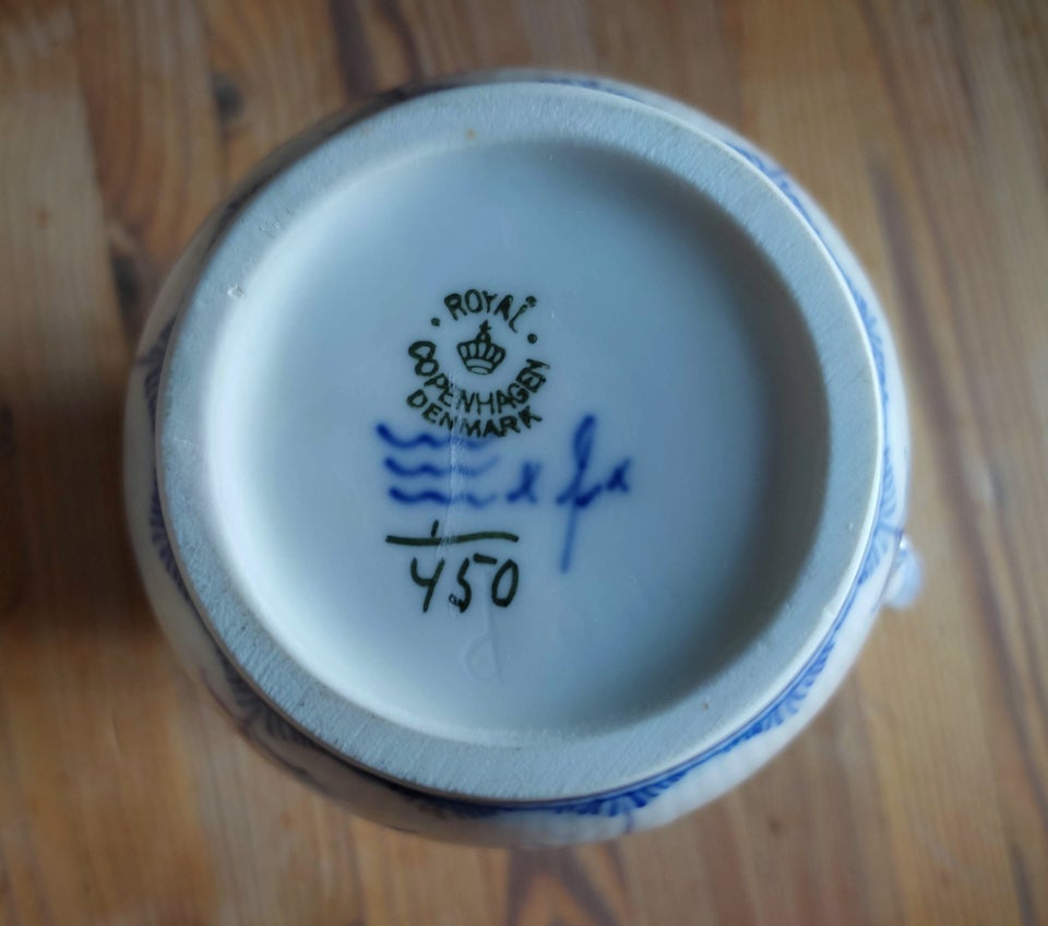 Porcelæn Vandkande / mælkekande