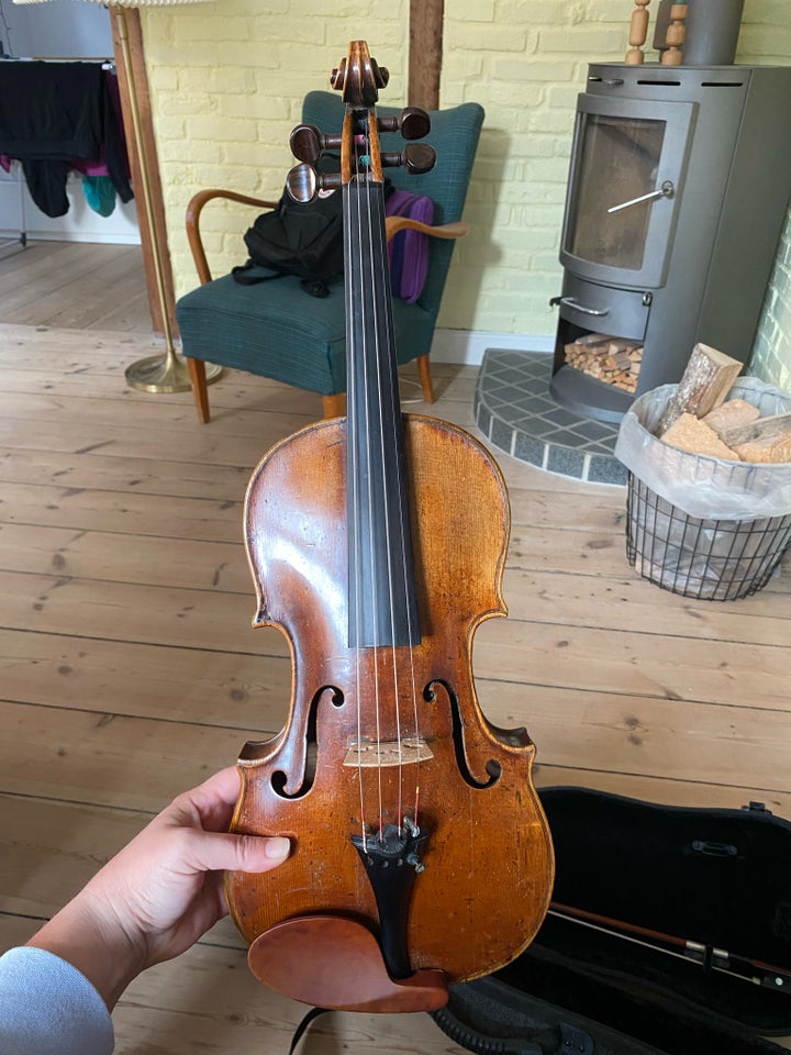 Violin (inkl. bue og violinkasse)