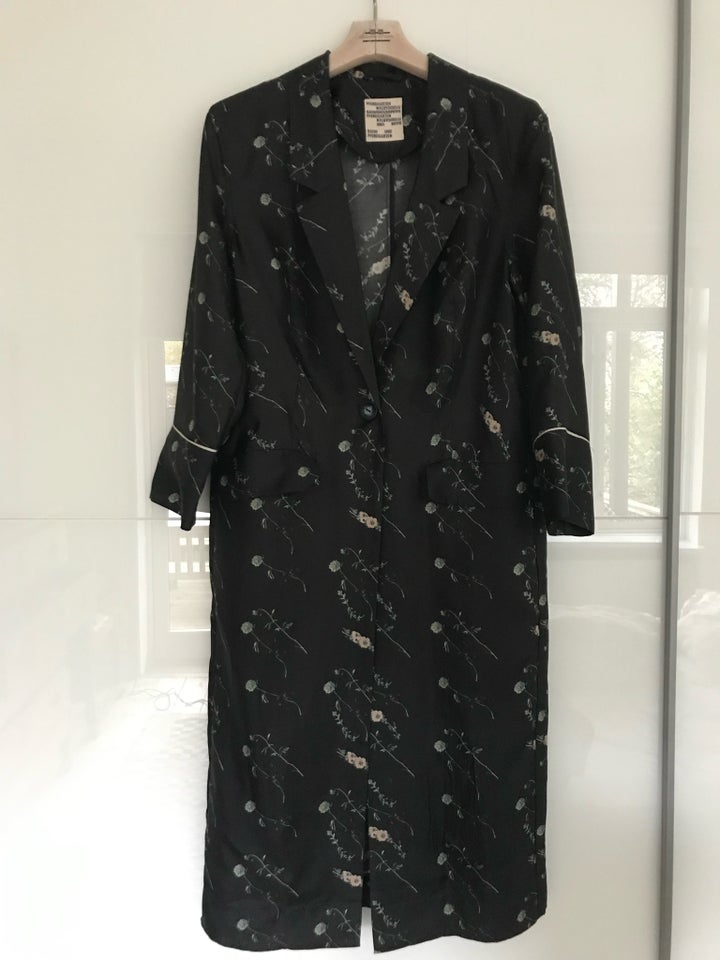 Kimono, Overdel kimino, Baum und