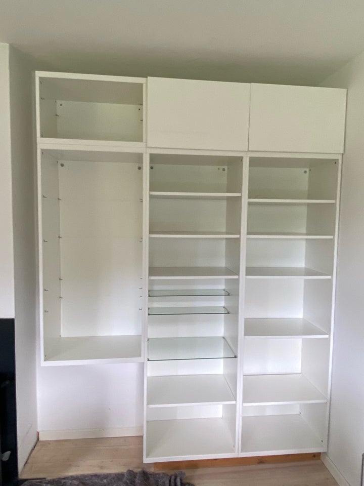 Reol Ikea Bestå  b: 180 d: 40 h: 230