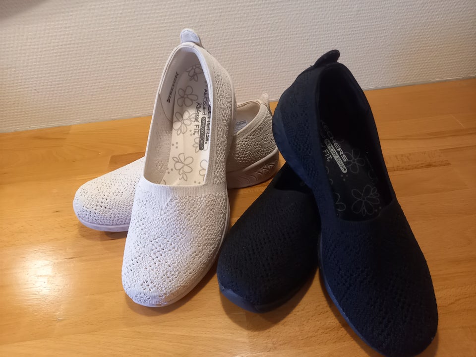 Ballerinasko, str. 39, Skechers