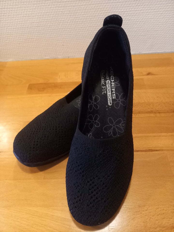 Ballerinasko, str. 39, Skechers