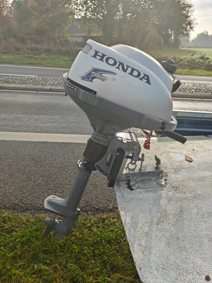 Honda påhængsmotor, 2 hk, benzin