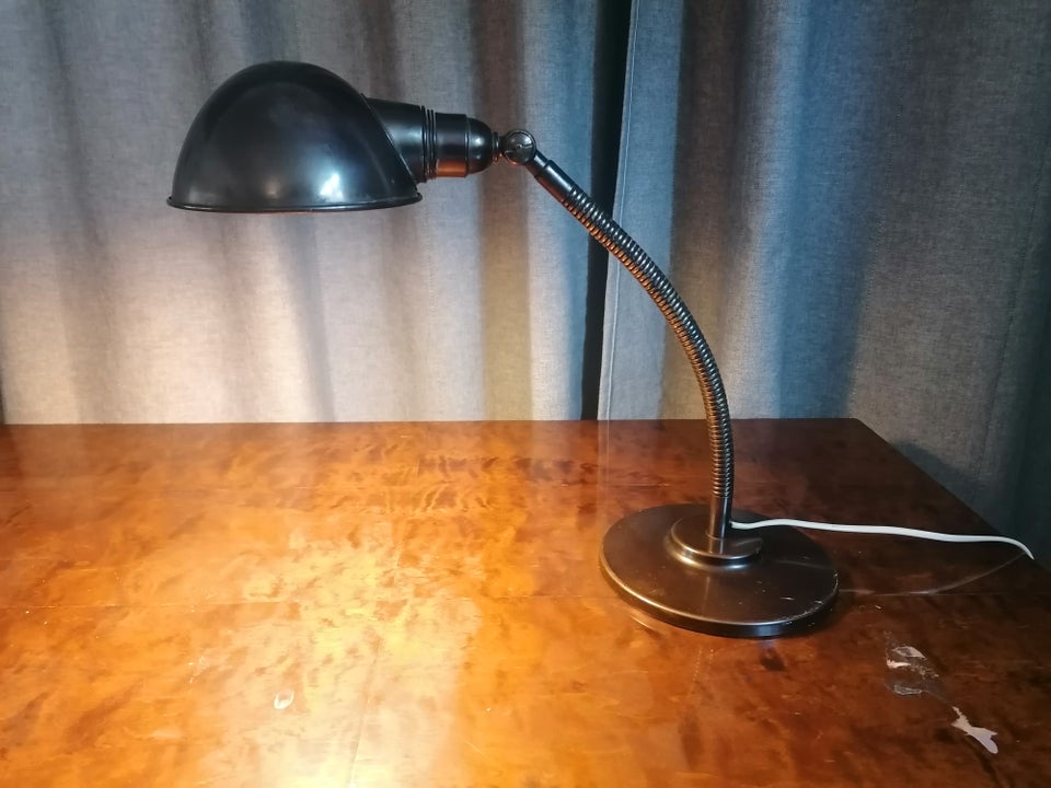 Skrivebordslampe Funkis