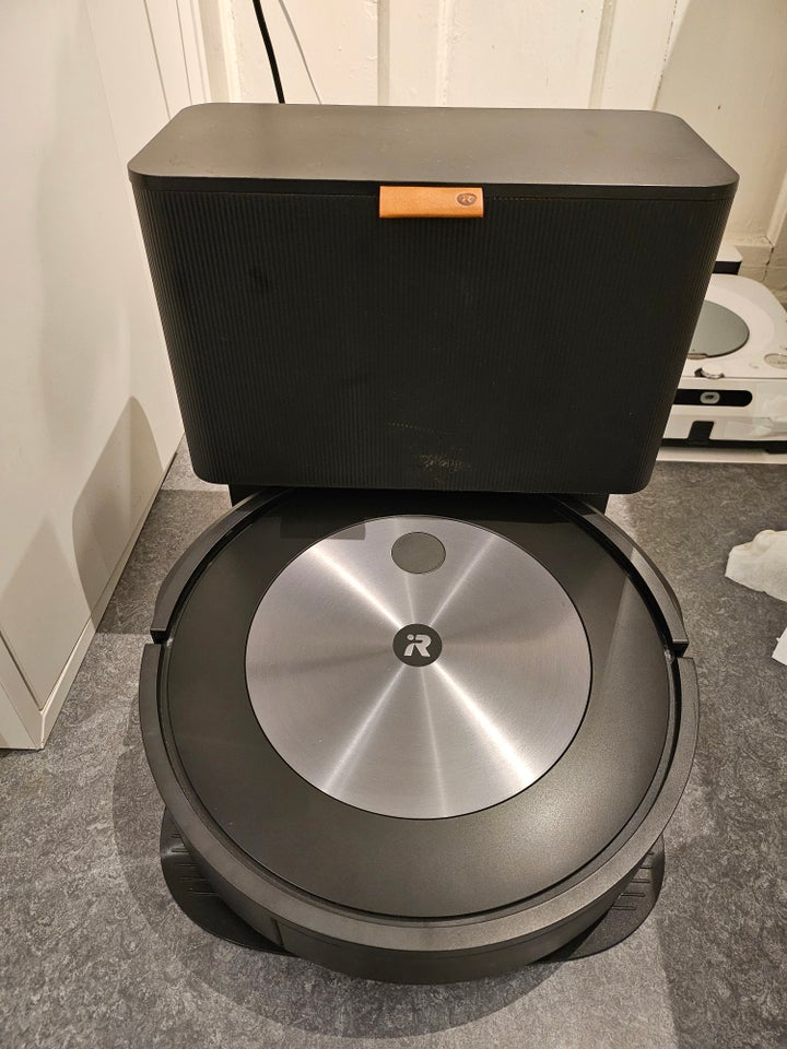 Robotstøvsuger, iRobot J7 plus