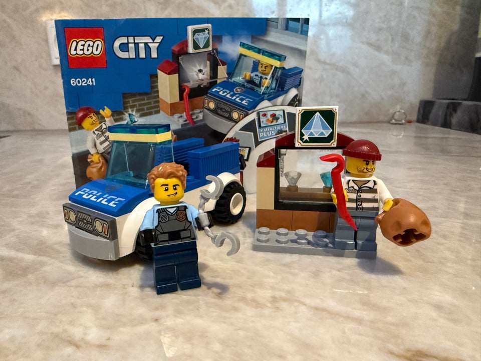 Lego City, 60241