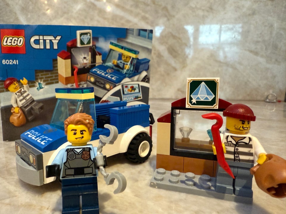 Lego City, 60241