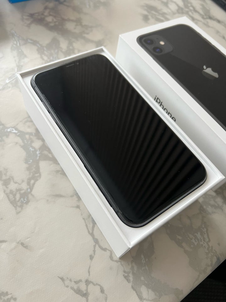 iPhone 11, 64 GB, sort