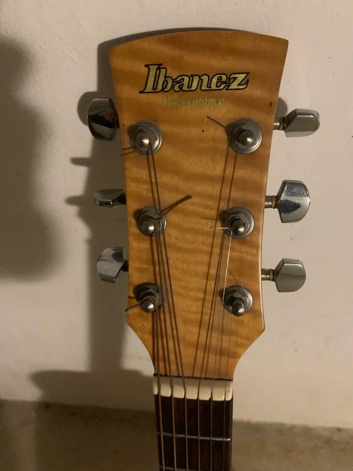 Andet, Ibanez Pf40