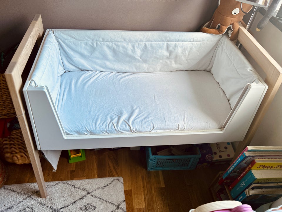 Babyseng Leander bedside crib