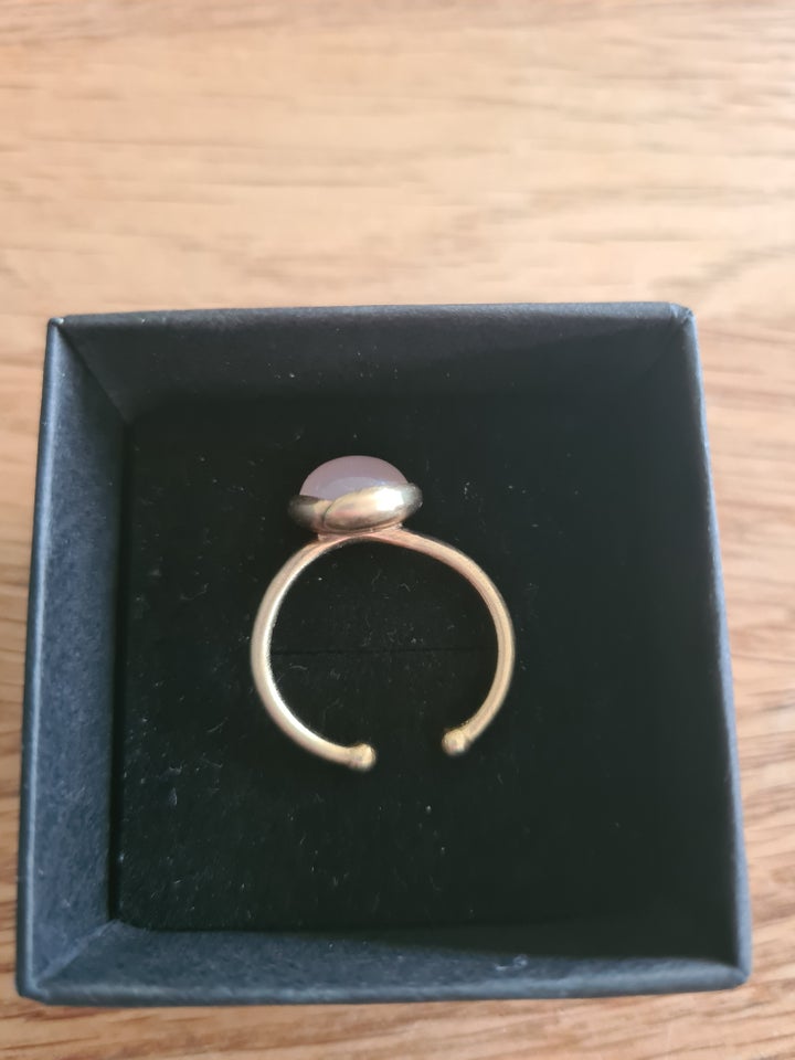 Ring, bijouteri