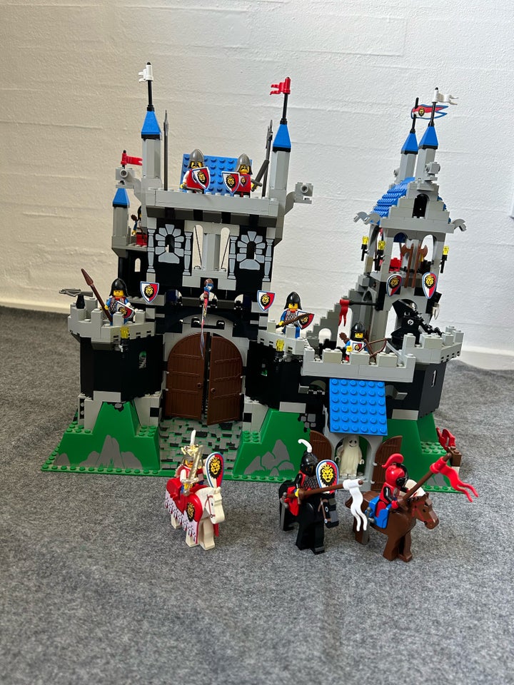 Lego Castle 6090