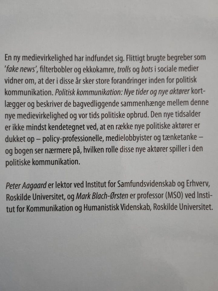 POLITISK KOMMUNIKATION PETER