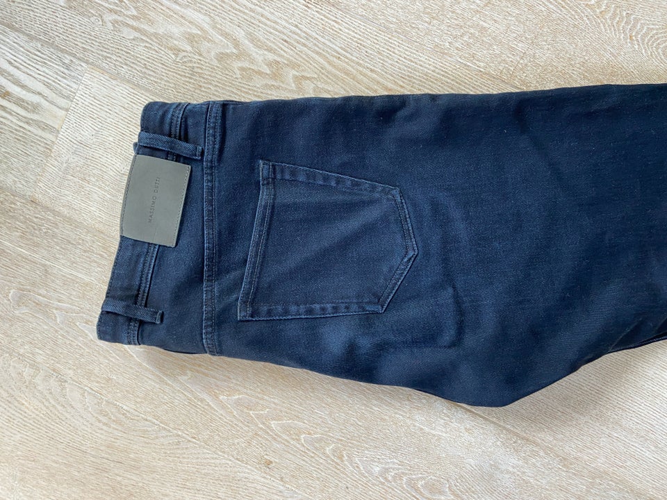 Jeans, Massimo Dutti, str. 32