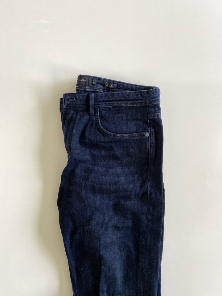 Jeans, Massimo Dutti, str. 32