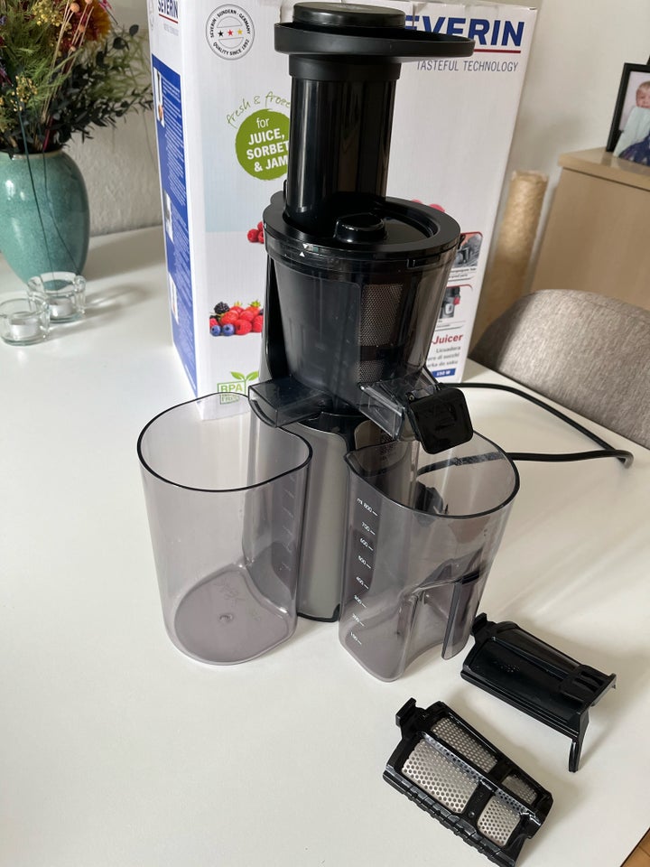 Slowjuicer  Severin